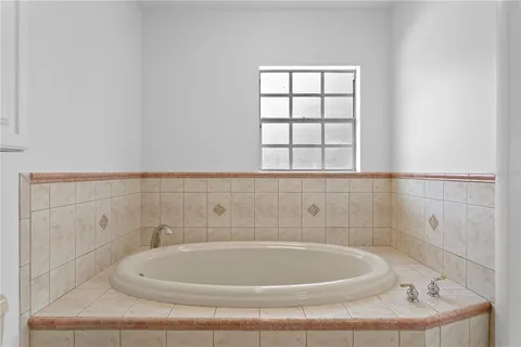 $2,395,000 | 234 Driftwood Road Southeast, St. Petersburg, FL 33705