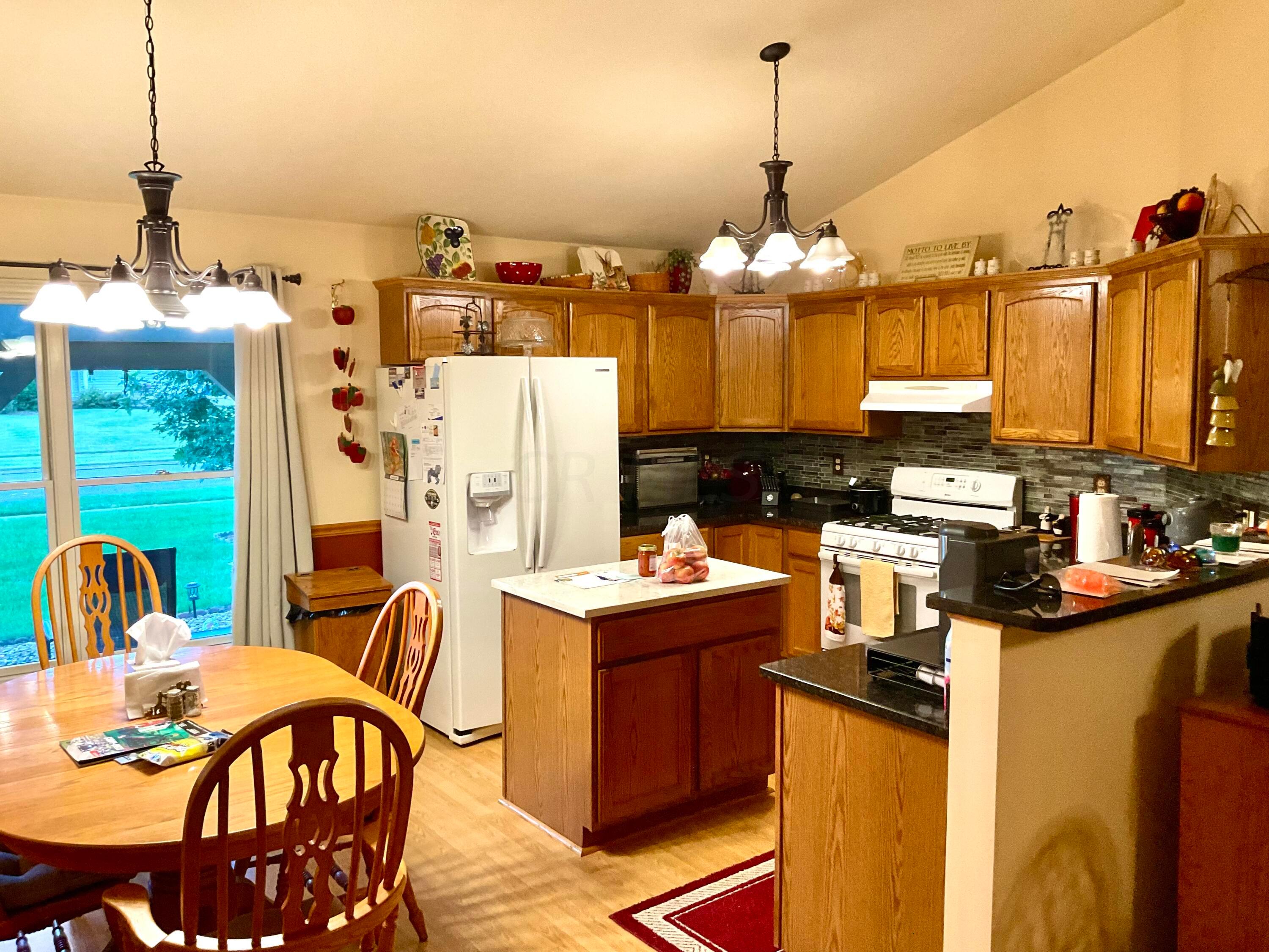 136 Almahurst Road Pataskala, OH 43062 - Photo 16 of 33 C945D623-5B10-4DF7-AFFB-726962A968FB