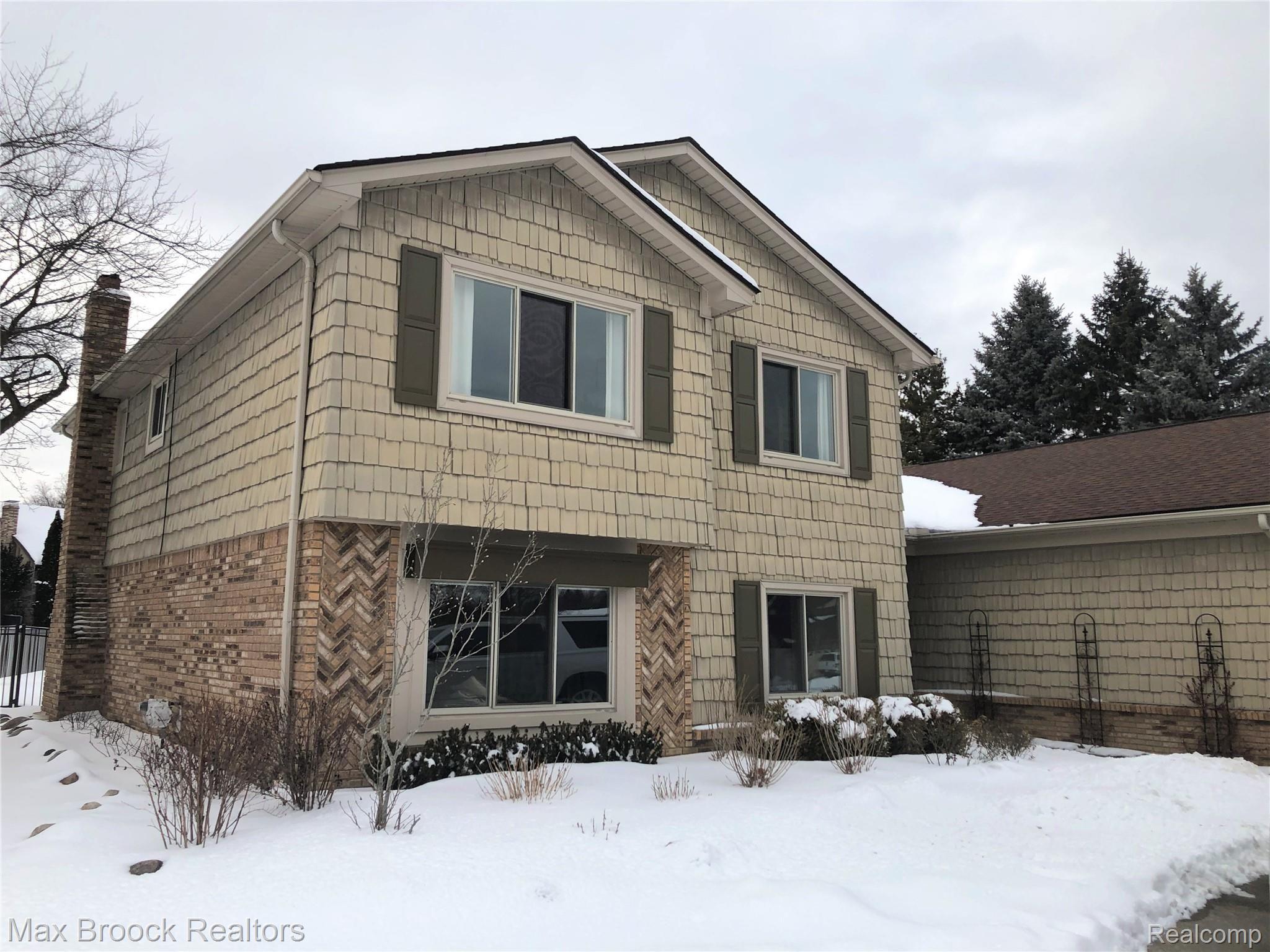 651 Snowmass Drive Rochester, MI 48309 - Photo 6 of 66 EXT.CORNER1