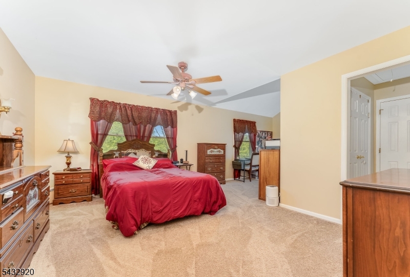 34 Pond Ridge Drive Clinton, NJ 08809 - Photo 29 of 41