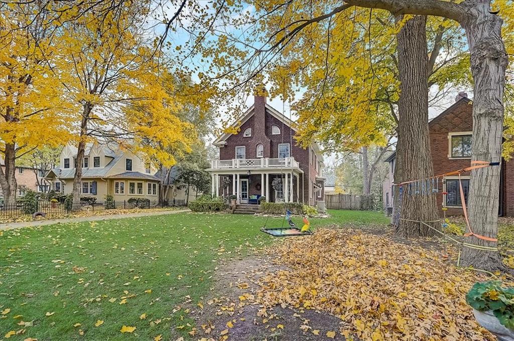 509 Blue Ridge Road Indianapolis, IN 46208 - Photo 4 of 34