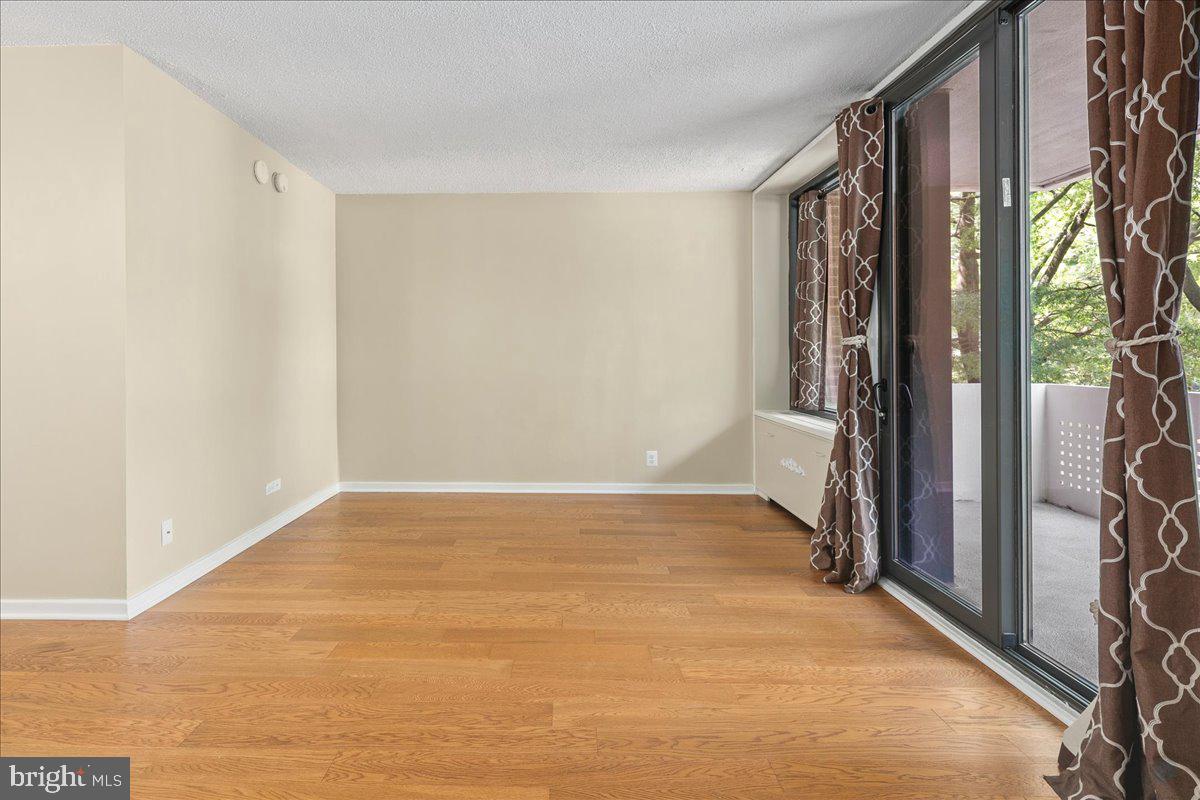 1250 Southwest 4th Street Southwest, Unit W104 Washington, DC 20024 - Photo 23 of 41