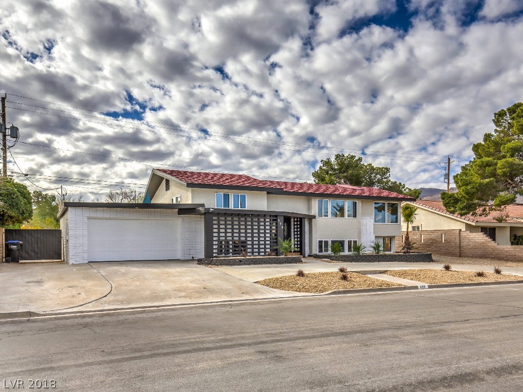 609 East Fairway Road Henderson, NV 89015 - Photo 1 of 19 Gallery Image 1