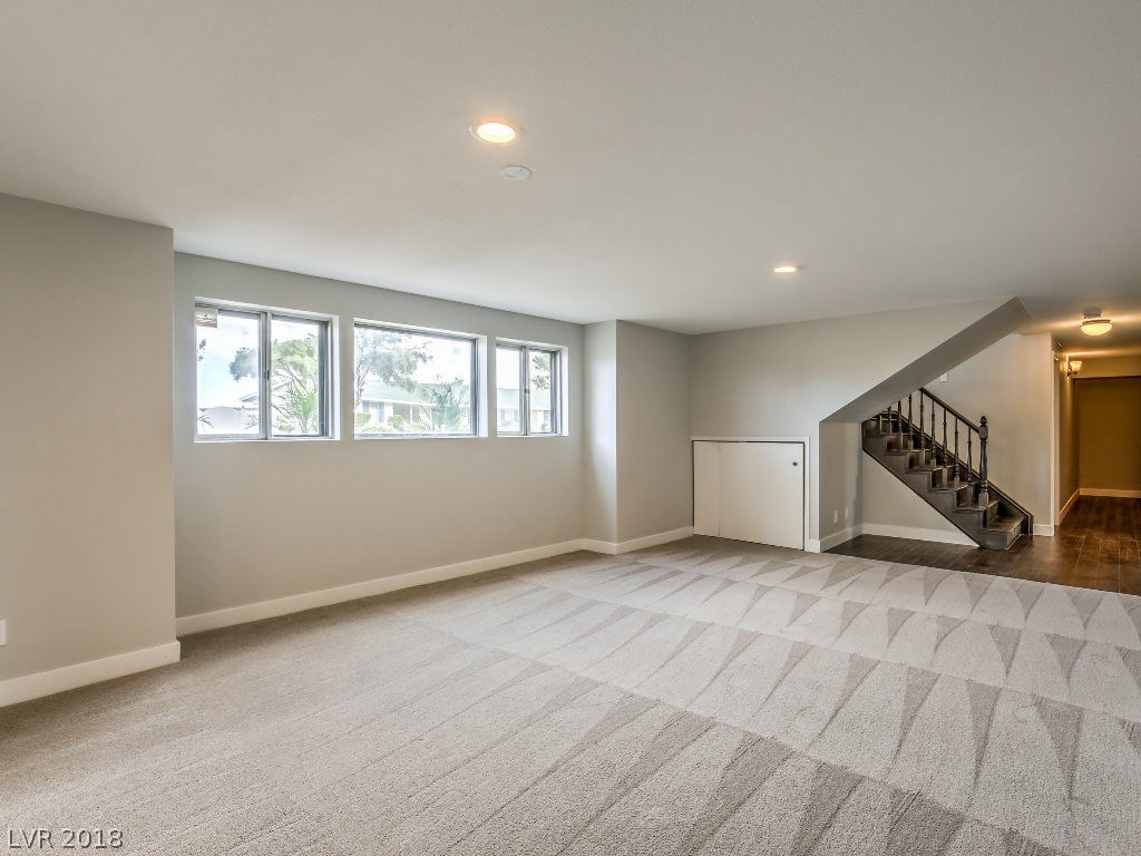 609 East Fairway Road Henderson, NV 89015 - Photo 11 of 19 Gallery Image 11