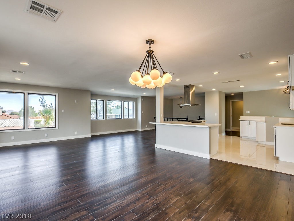 609 East Fairway Road Henderson, NV 89015 - Photo 4 of 19 Gallery Image 4