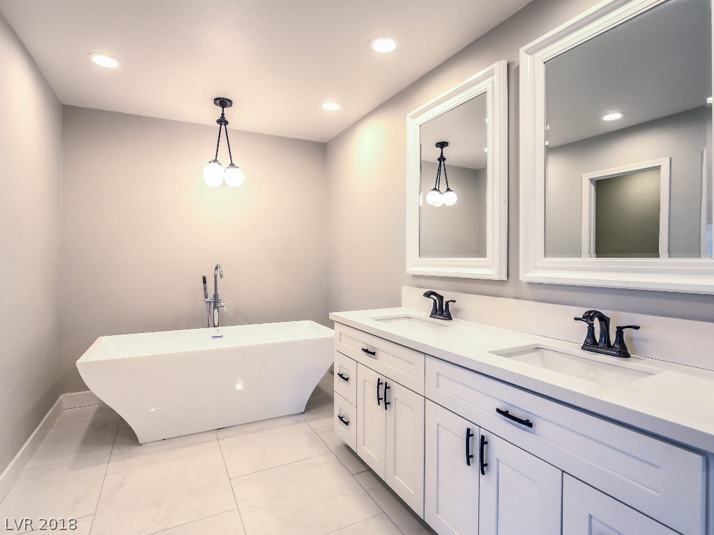 609 East Fairway Road Henderson, NV 89015 - Photo 5 of 19 Gallery Image 5