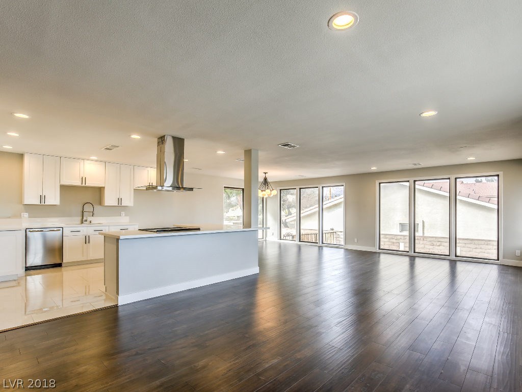 609 East Fairway Road Henderson, NV 89015 - Photo 8 of 19 Gallery Image 8