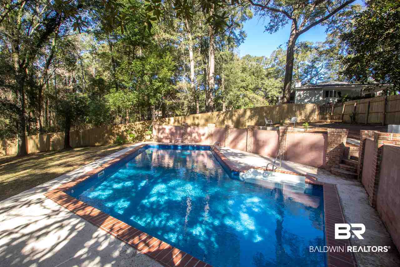 908 Caroline Avenue Daphne, AL 36526 - Photo 34 of 37