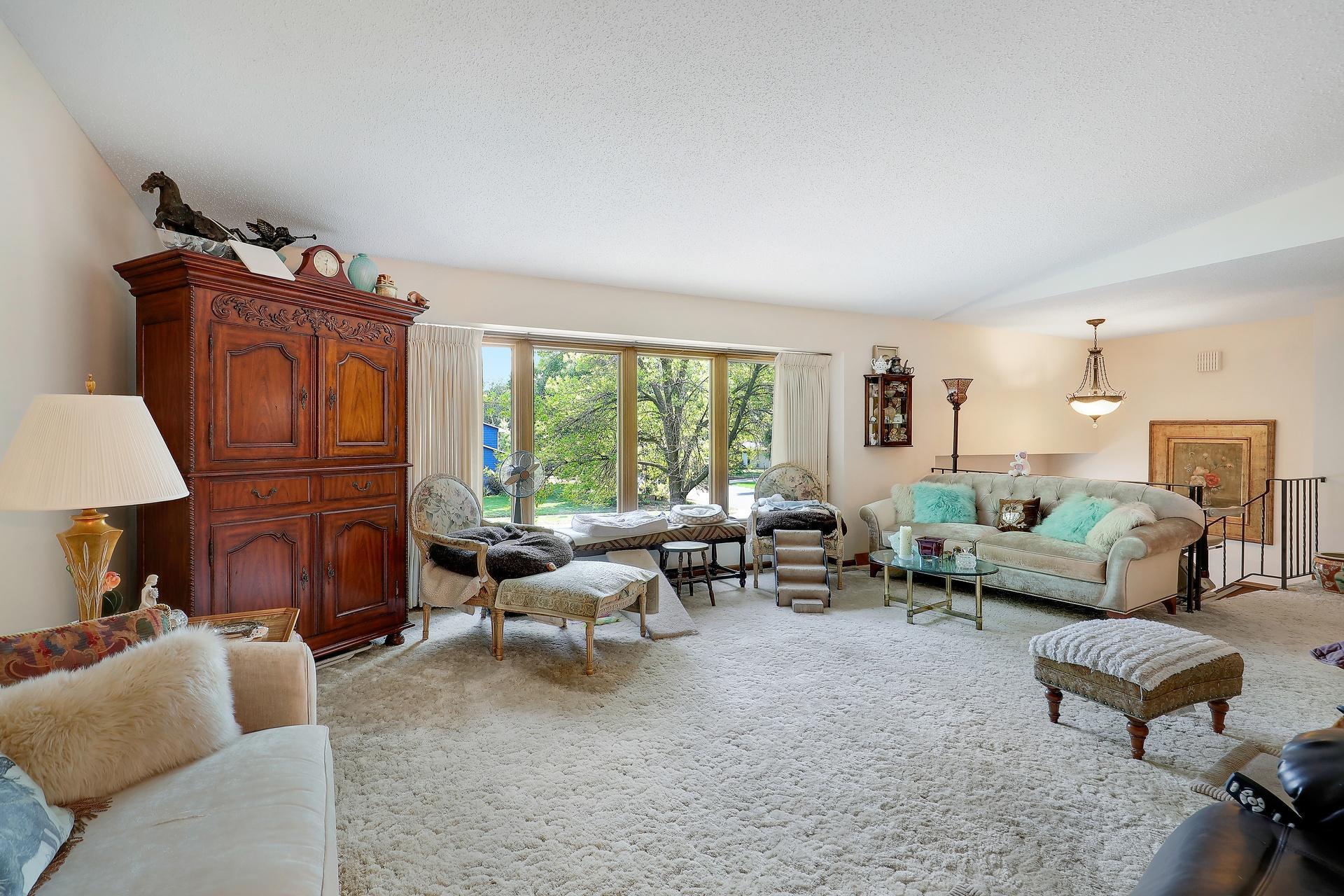 9702 Utica Road Bloomington, MN 55437 - Photo 11 of 72 Gallery Image 11