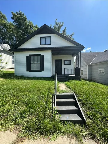 $114,900 | 2208 Seneca Street, St. Joseph, MO 64507