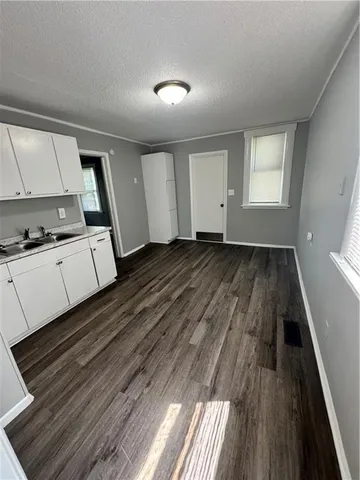 $114,900 | 2208 Seneca Street, St. Joseph, MO 64507