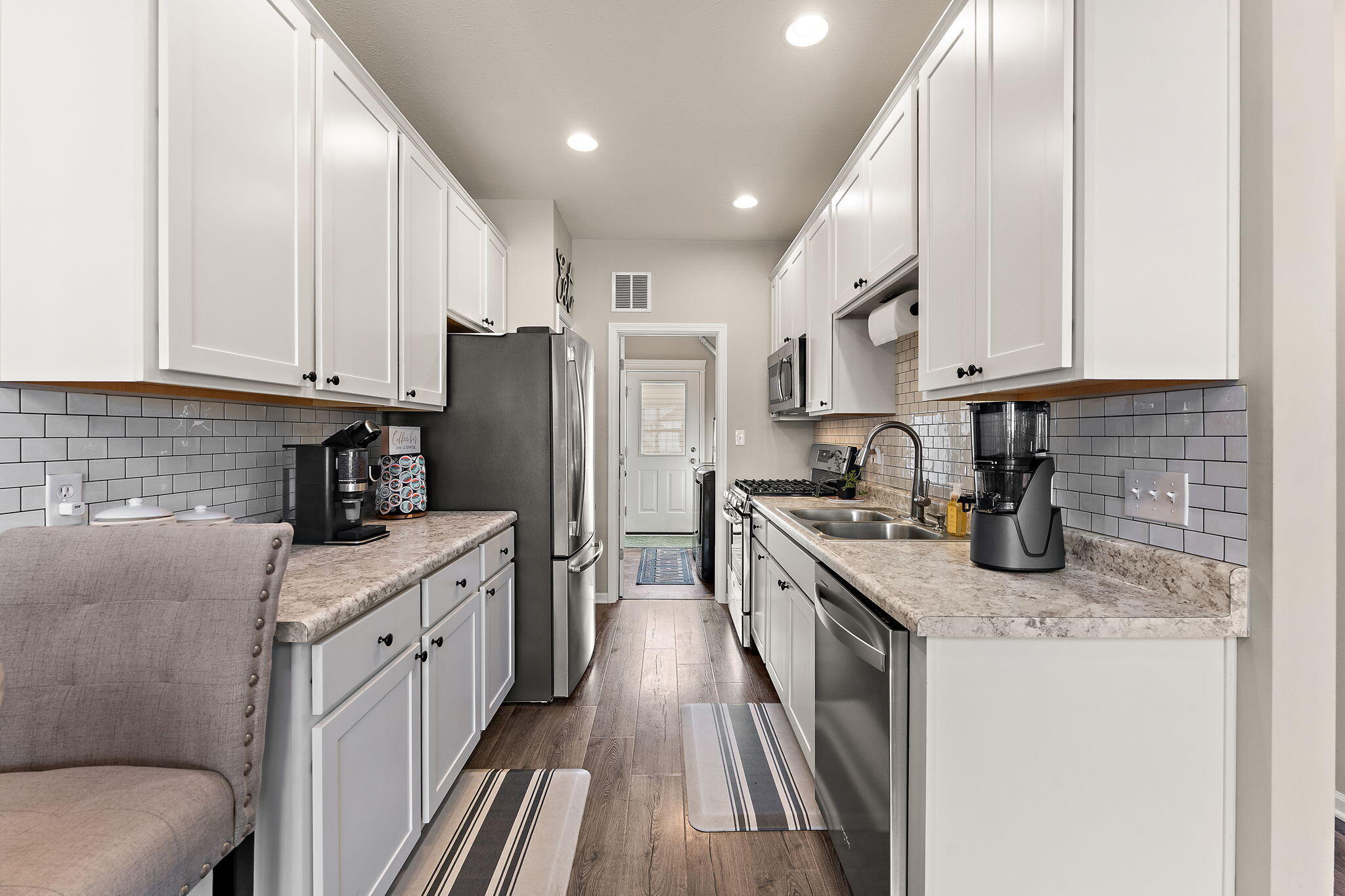 971 East 117th Place Crown Point, IN 46307 - Photo 11 of 28 2048x1365