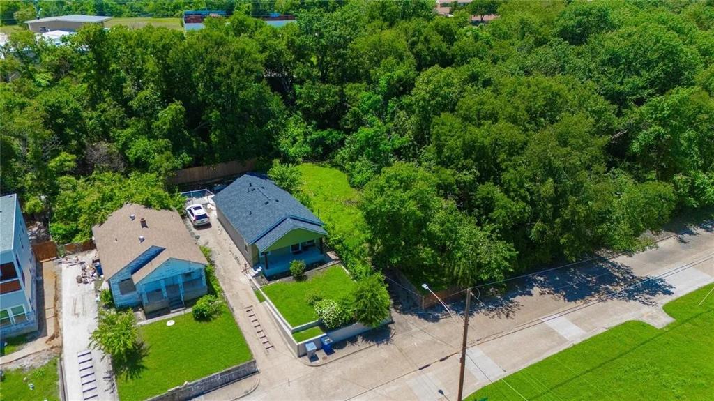 2000 Canyon Street Dallas, TX 75203 - Photo 2 of 5 an aerial view of a house with garden space and street view
