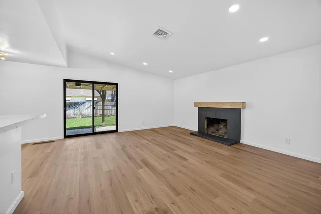 $490,000 | 1214 Glenhurst Drive, Lodi, CA 95240