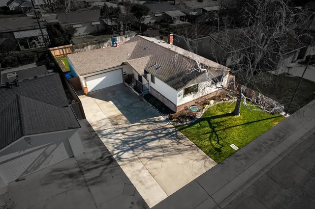 $490,000 | 1214 Glenhurst Drive, Lodi, CA 95240