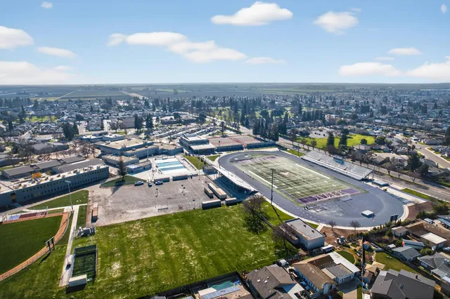 $490,000 | 1214 Glenhurst Drive, Lodi, CA 95240