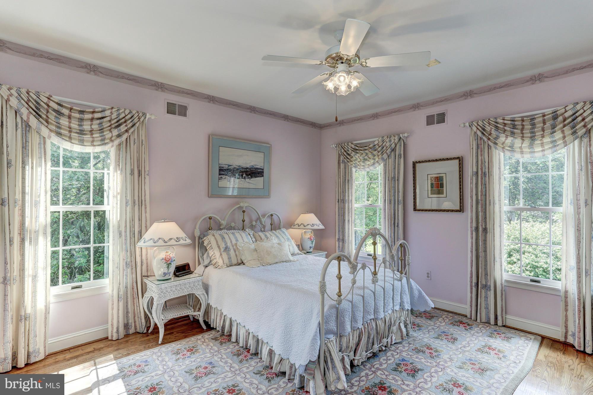 1133 Spring Hill Road McLean, VA 22102 - Photo 20 of 30 Bedroom