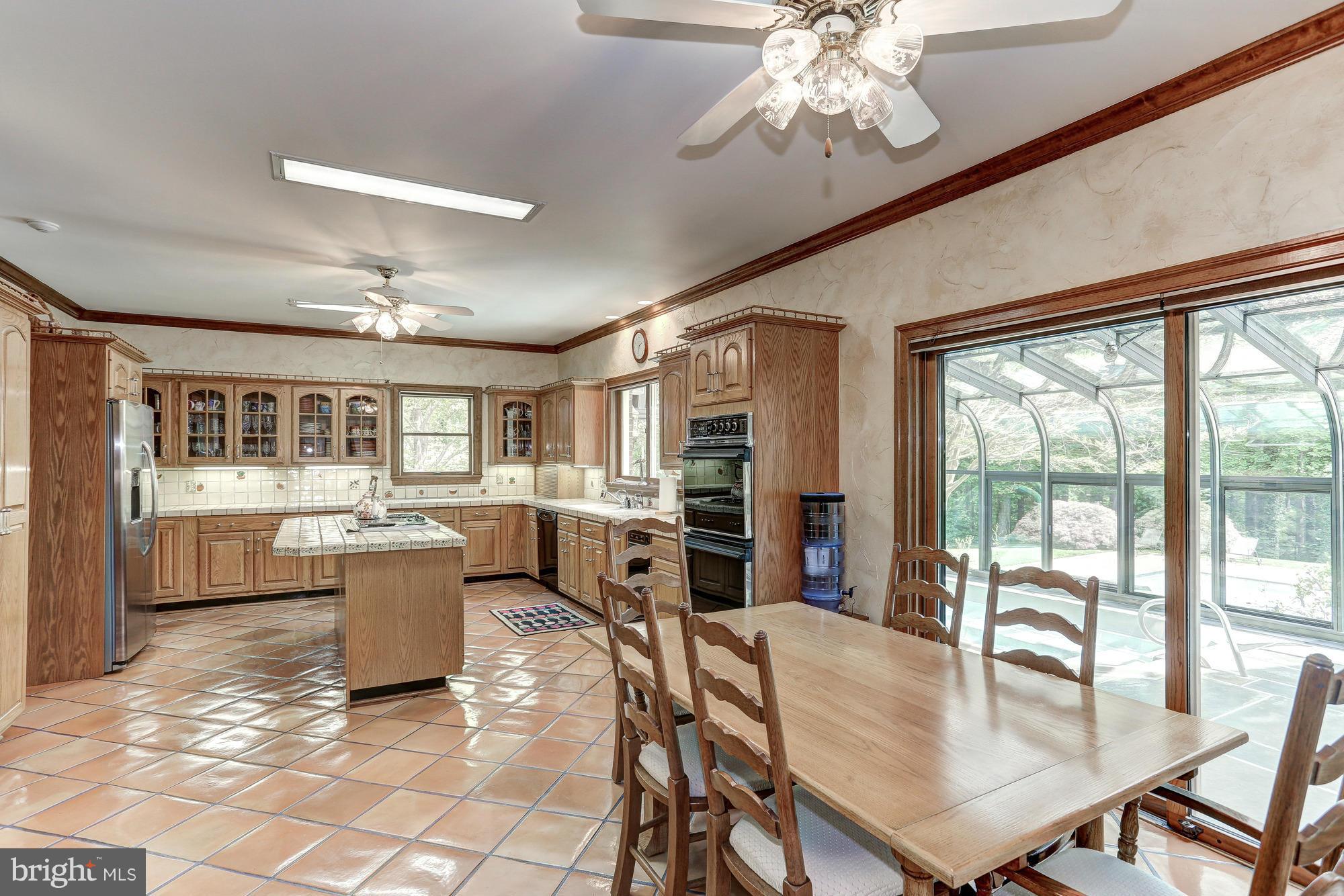 1133 Spring Hill Road McLean, VA 22102 - Photo 9 of 30 Kitchen