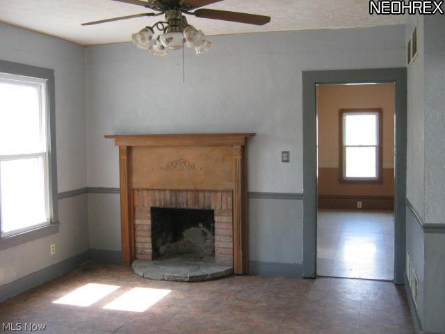 669 Cleveland Road Ravenna, OH 44266 - Photo 4 of 21 Gallery Image 4