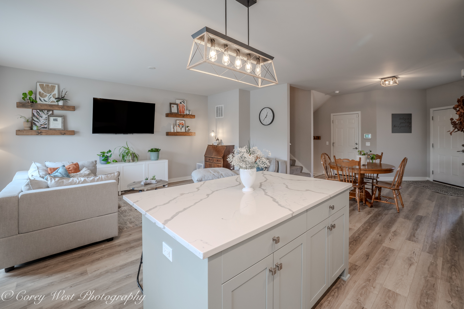 1147 Freedom Road Elburn, IL 60119 - Photo 15 of 48 Gallery Image 15
