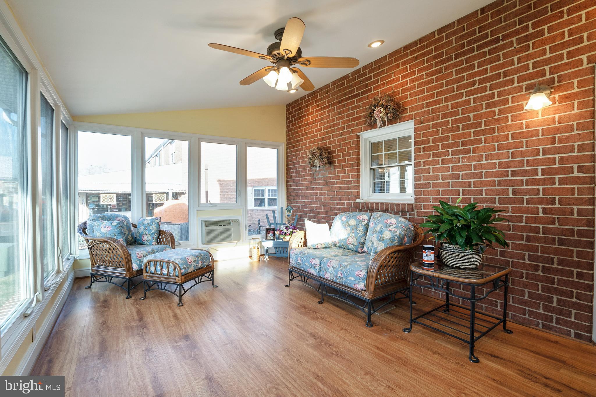 912 Grovehill Road Baltimore, MD 21227 - Photo 19 of 41