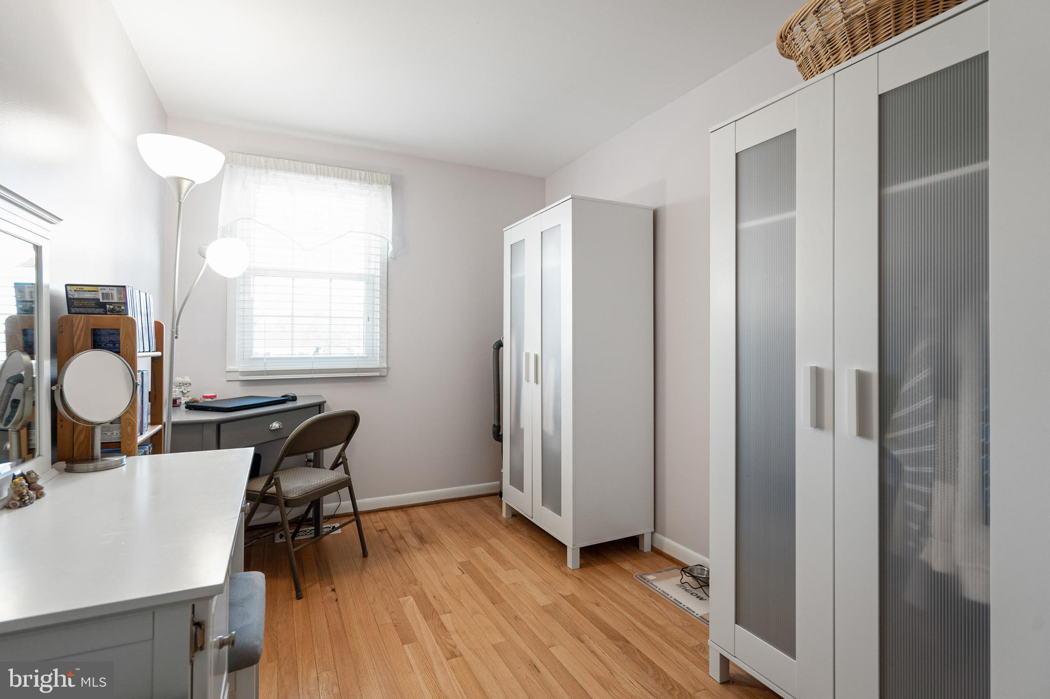 912 Grovehill Road Baltimore, MD 21227 - Photo 32 of 41