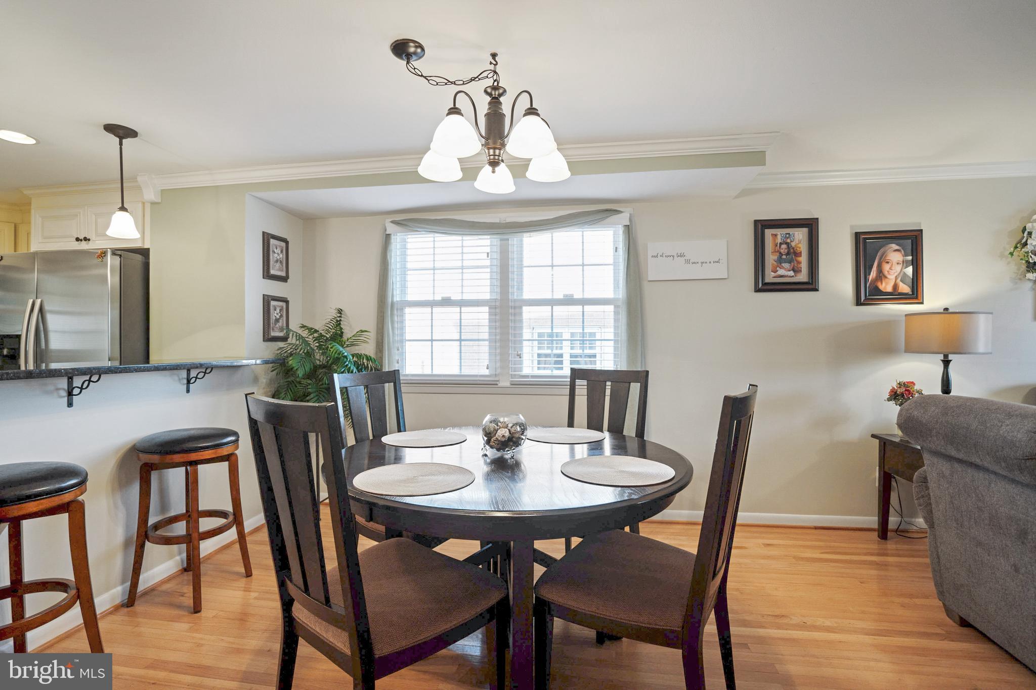 912 Grovehill Road Baltimore, MD 21227 - Photo 9 of 41