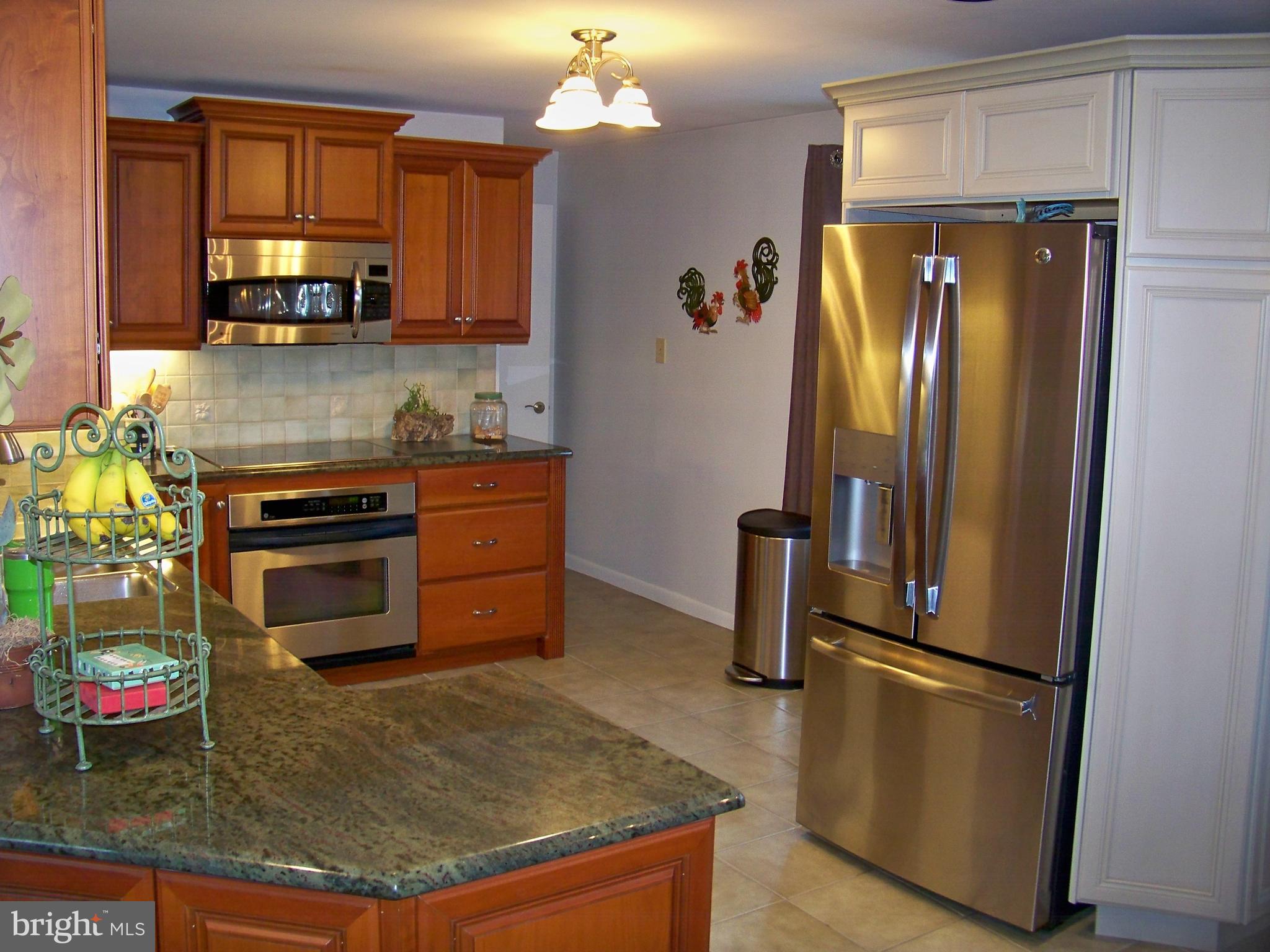 466 Scotland Road Quarryville, PA 17566 - Photo 17 of 28 Stainless Steel Appliances