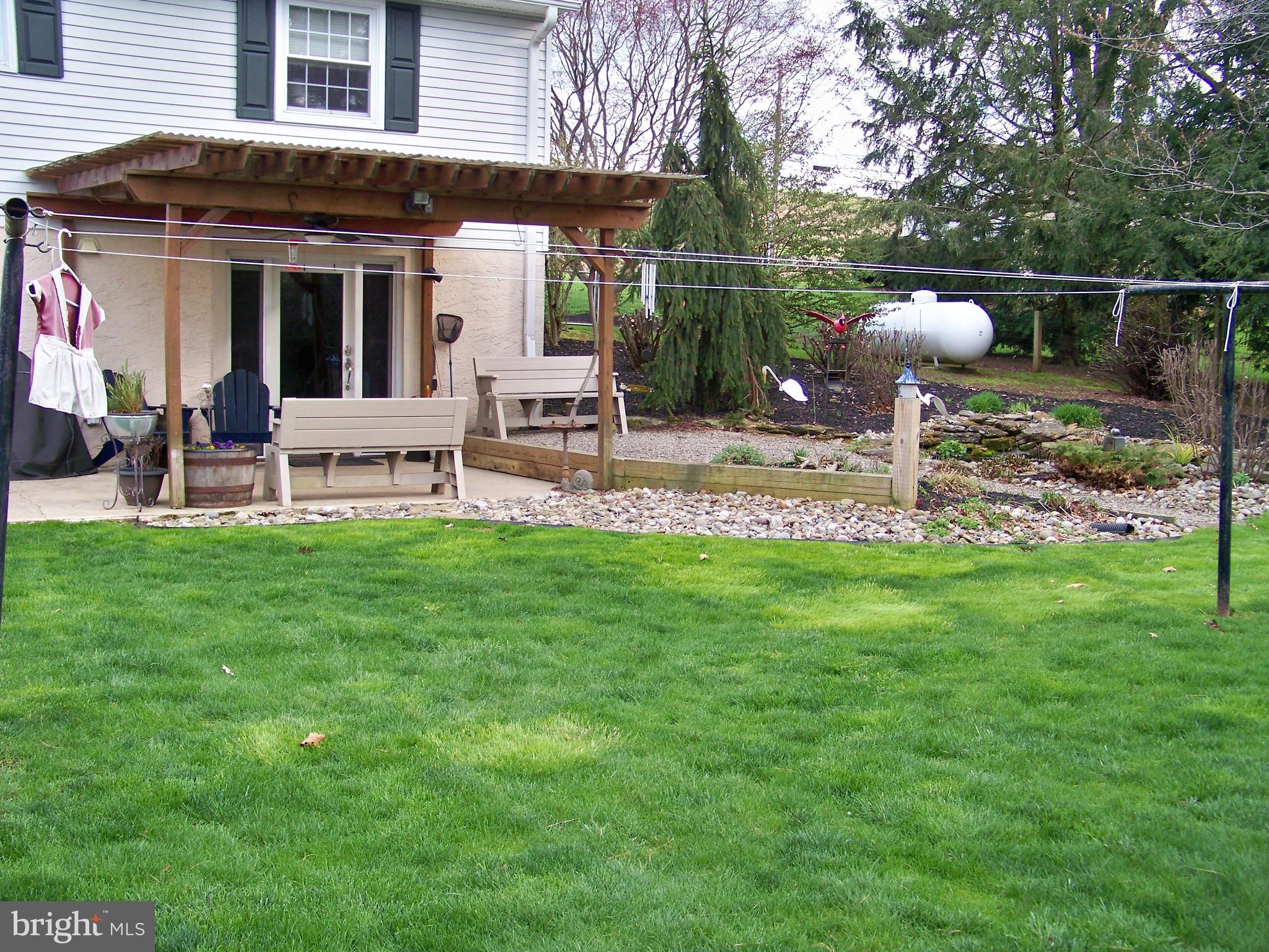 466 Scotland Road Quarryville, PA 17566 - Photo 6 of 28 Patio