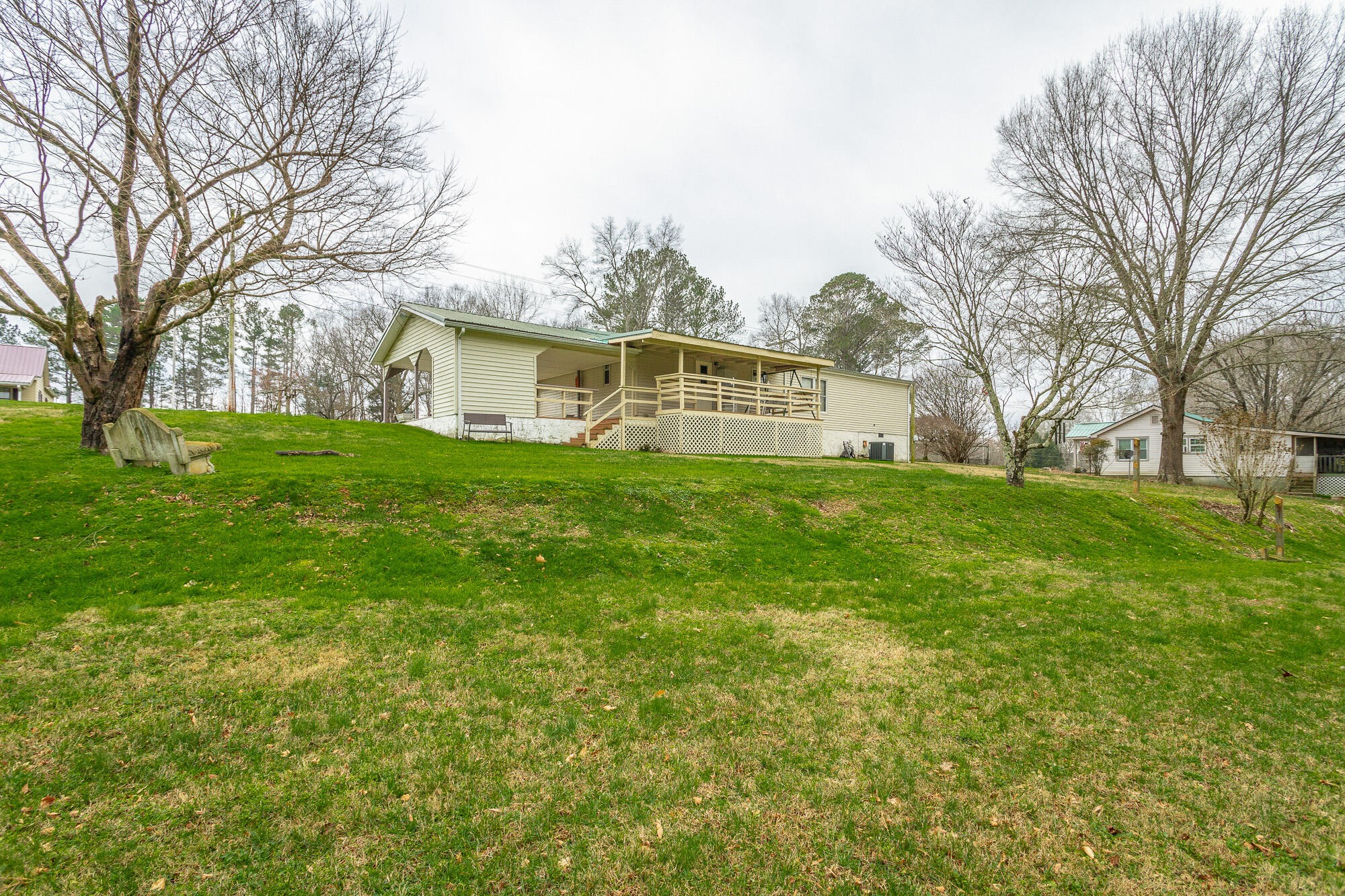 781 East Reed Road LaFayette, GA 30728 - Photo 14 of 73 a house view with a garden space