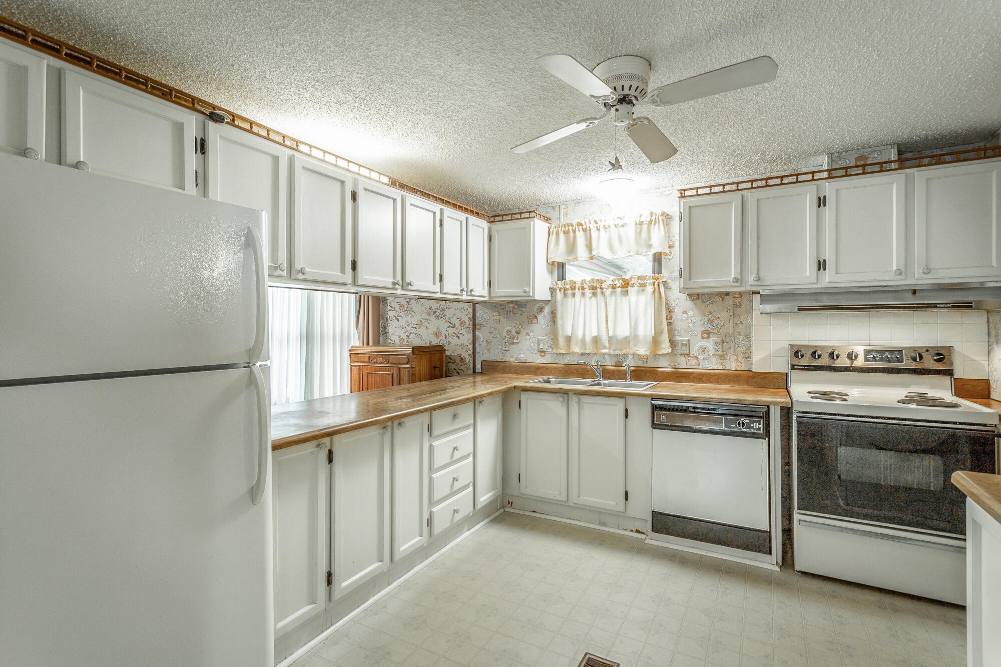 781 East Reed Road LaFayette, GA 30728 - Photo 20 of 73