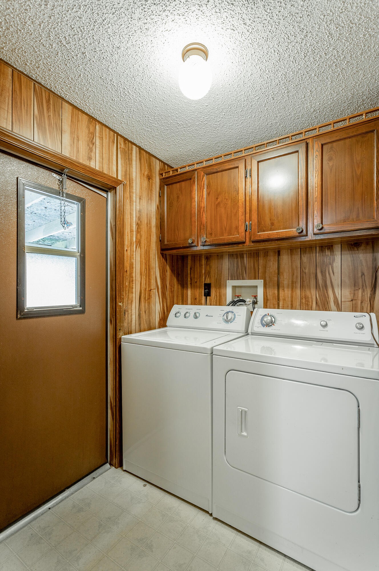 781 East Reed Road LaFayette, GA 30728 - Photo 30 of 73 a room with storage and utility