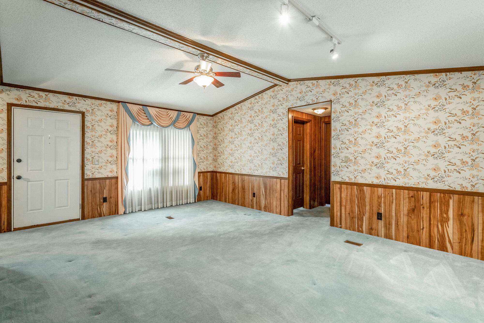 781 East Reed Road LaFayette, GA 30728 - Photo 47 of 73 a view of an empty room with wooden floor