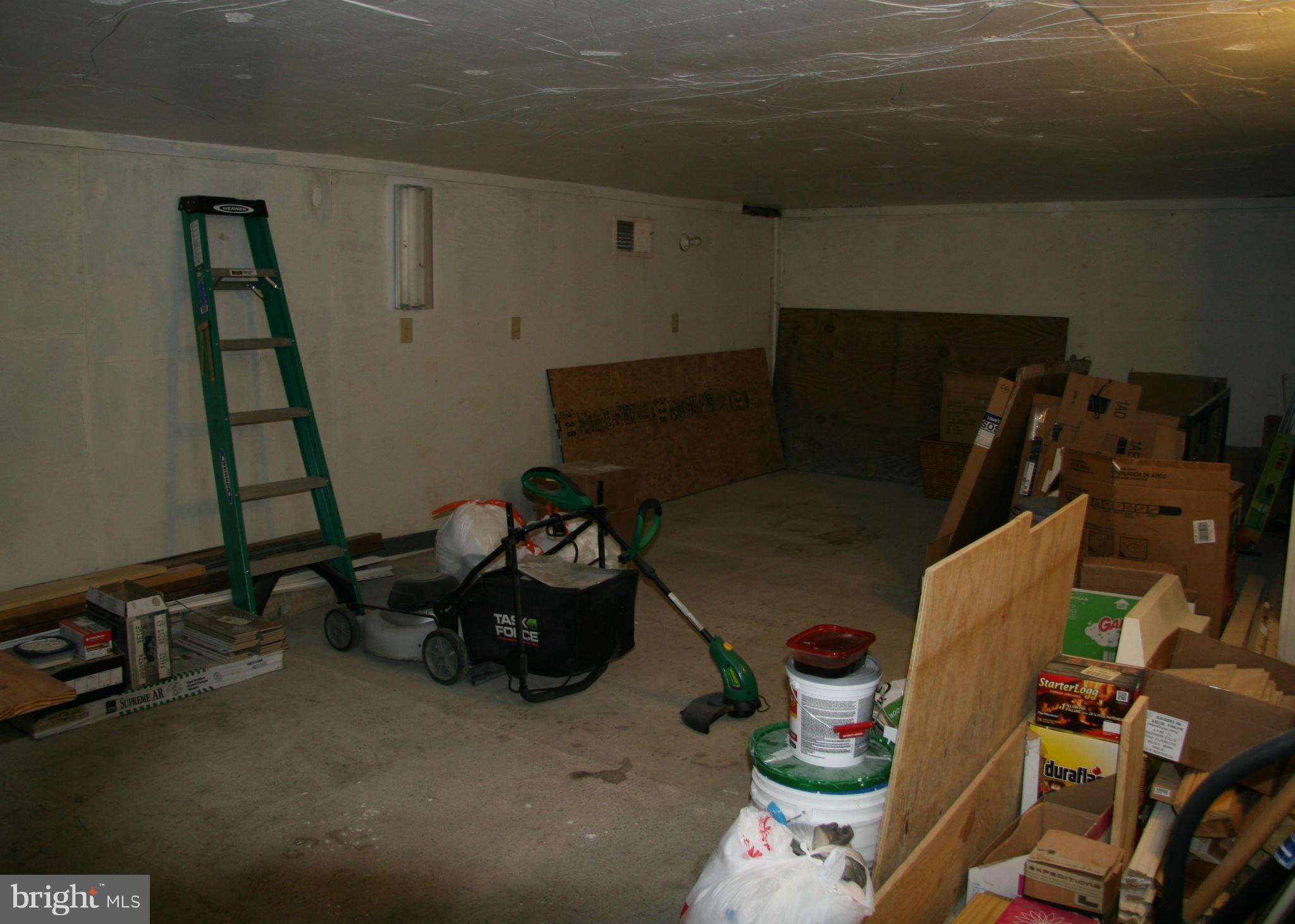 308 Ridge Road Winchester, VA 22602 - Photo 20 of 21 Interior (General)Utility workshop