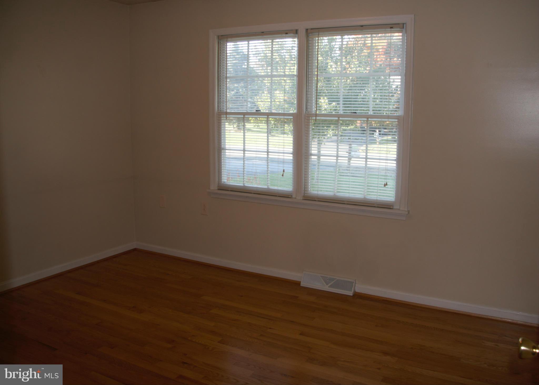 308 Ridge Road Winchester, VA 22602 - Photo 7 of 21 Bedroom 2