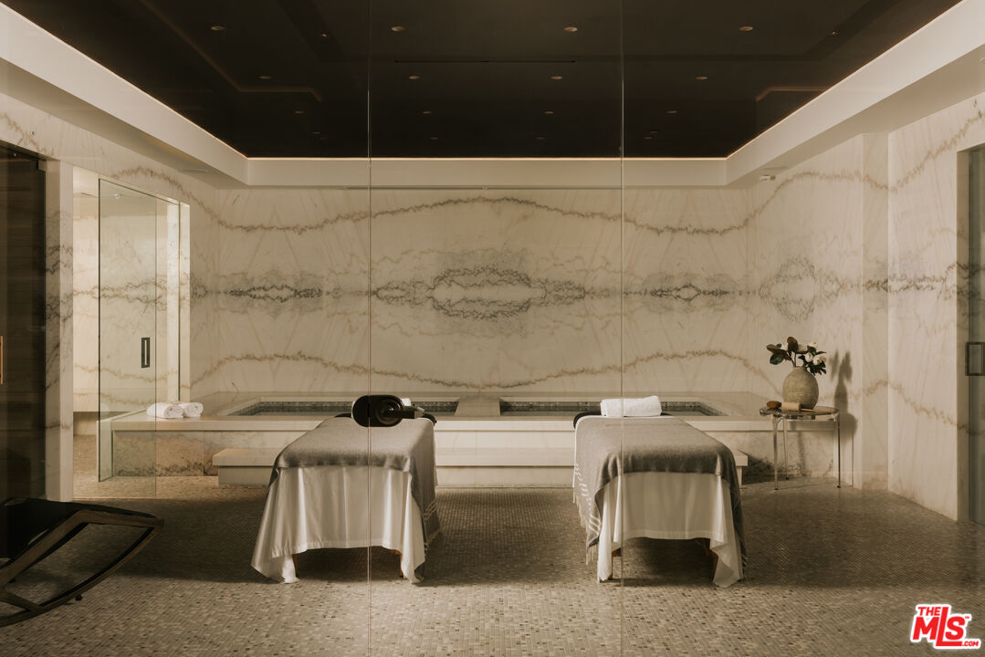 2078 Stradella Road Los Angeles, CA 90077 - Photo 21 of 28 Gallery Image 21