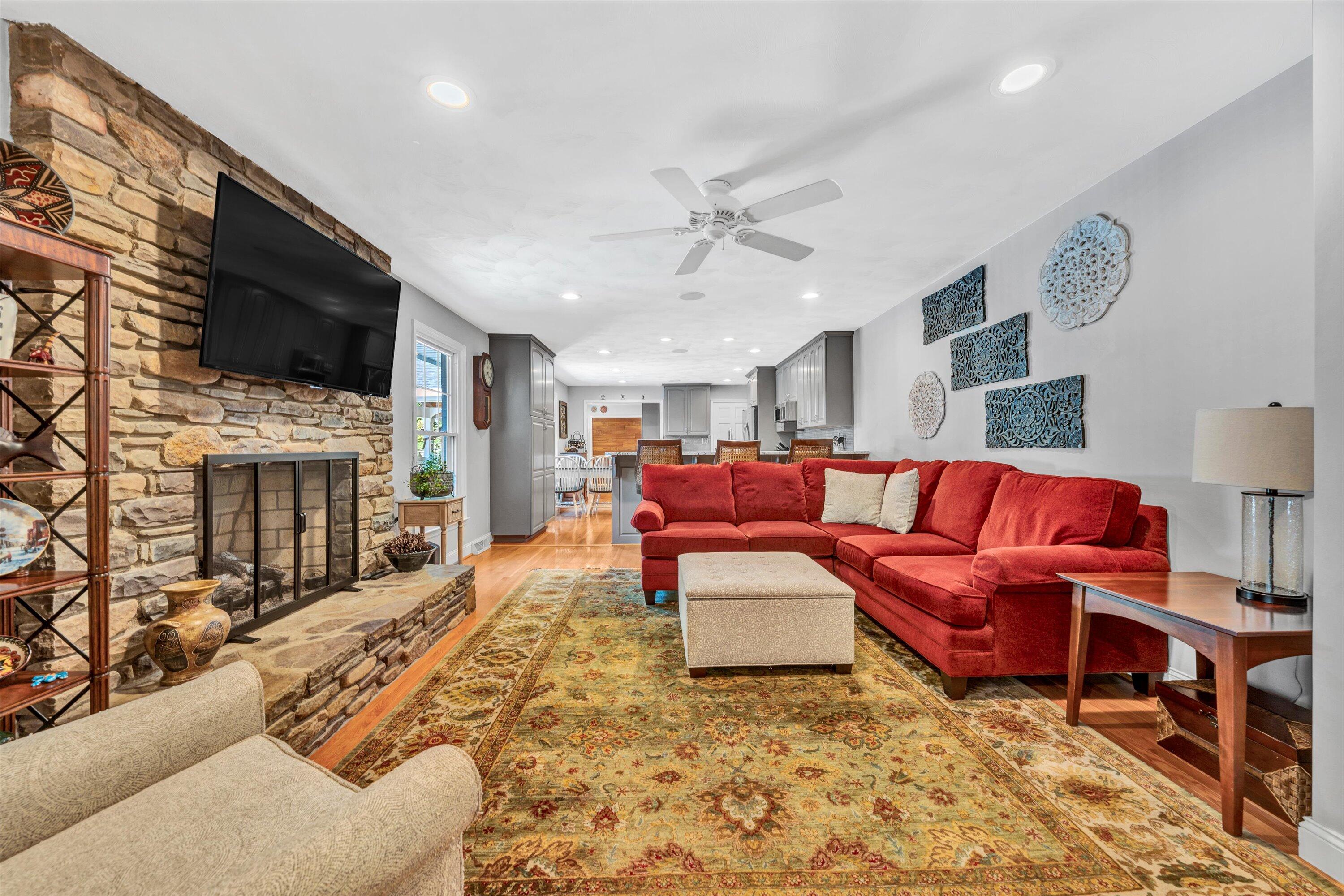 5123 Flintlock Road Roanoke, VA 24018 - Photo 13 of 55 13-100820240008
