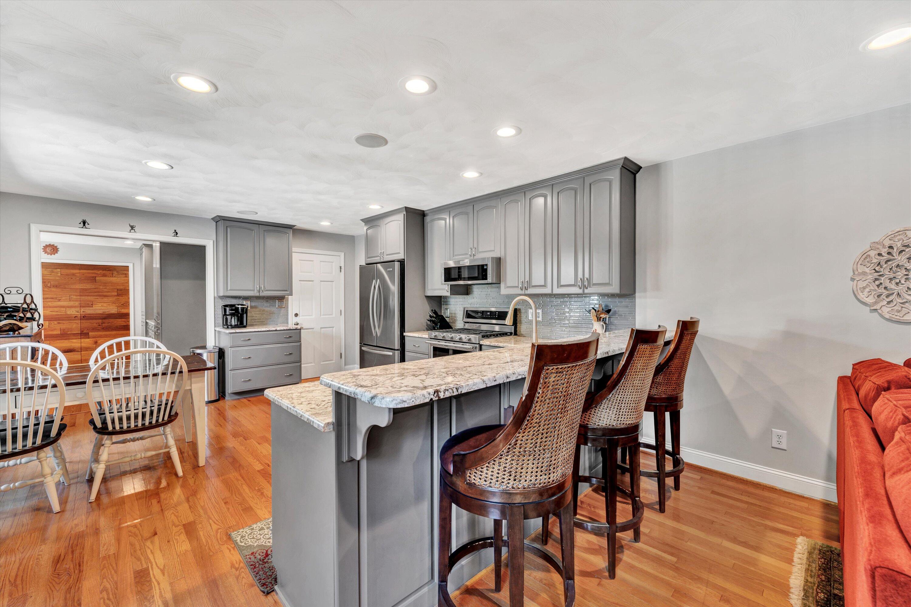 5123 Flintlock Road Roanoke, VA 24018 - Photo 15 of 55 02-100820240010