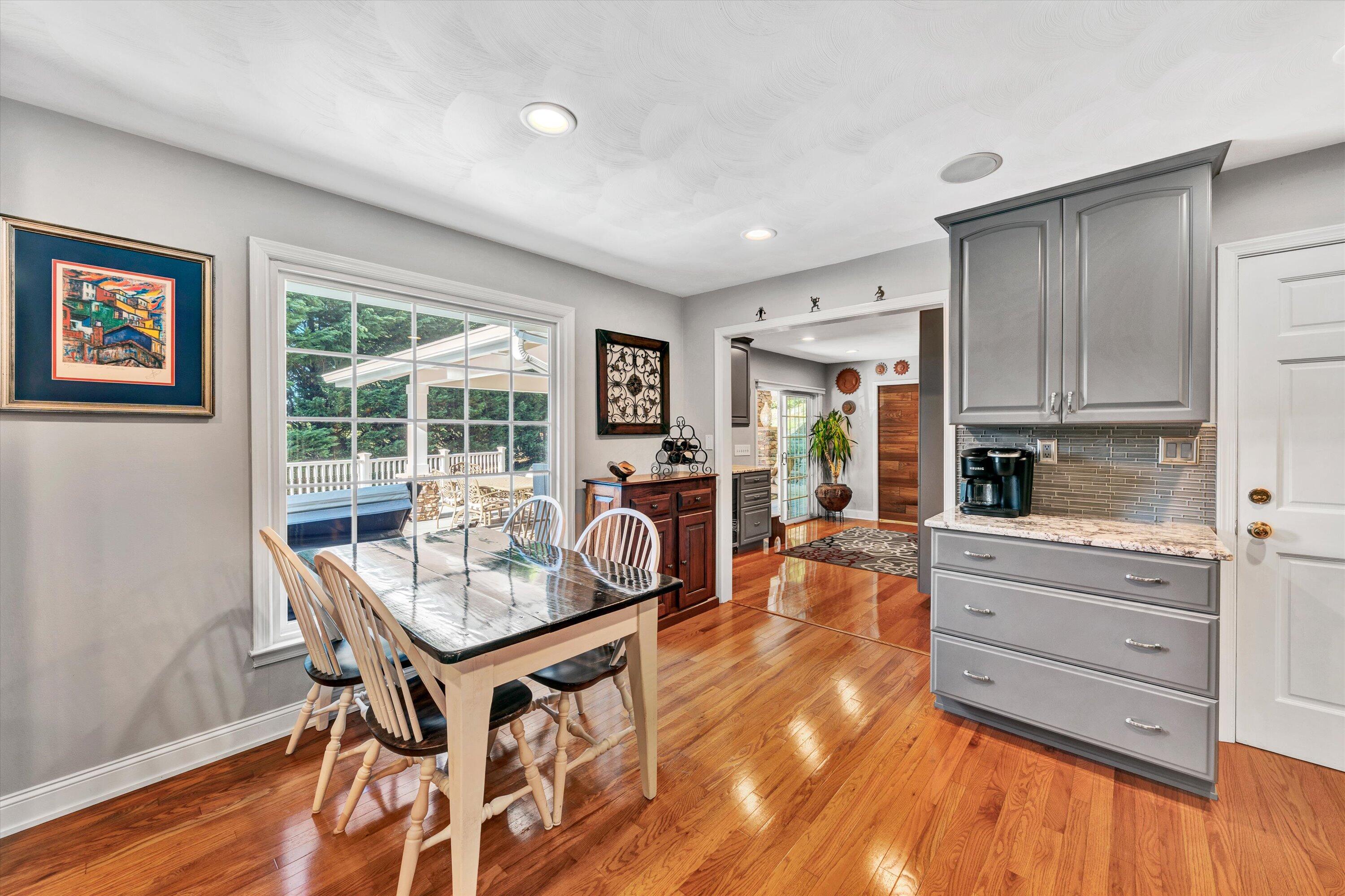 5123 Flintlock Road Roanoke, VA 24018 - Photo 18 of 55 05-100820240013