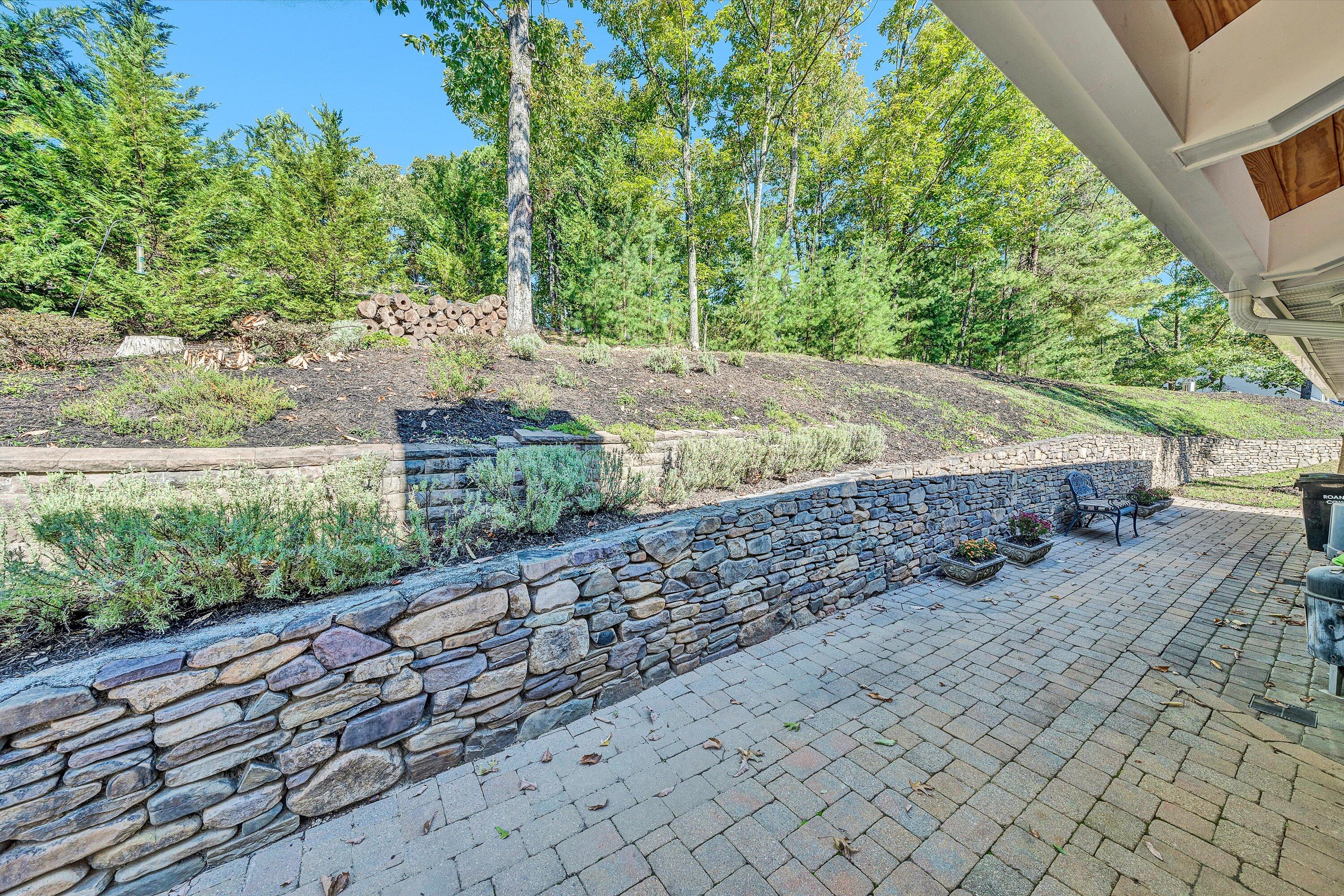 5123 Flintlock Road Roanoke, VA 24018 - Photo 31 of 55 18-100820240042