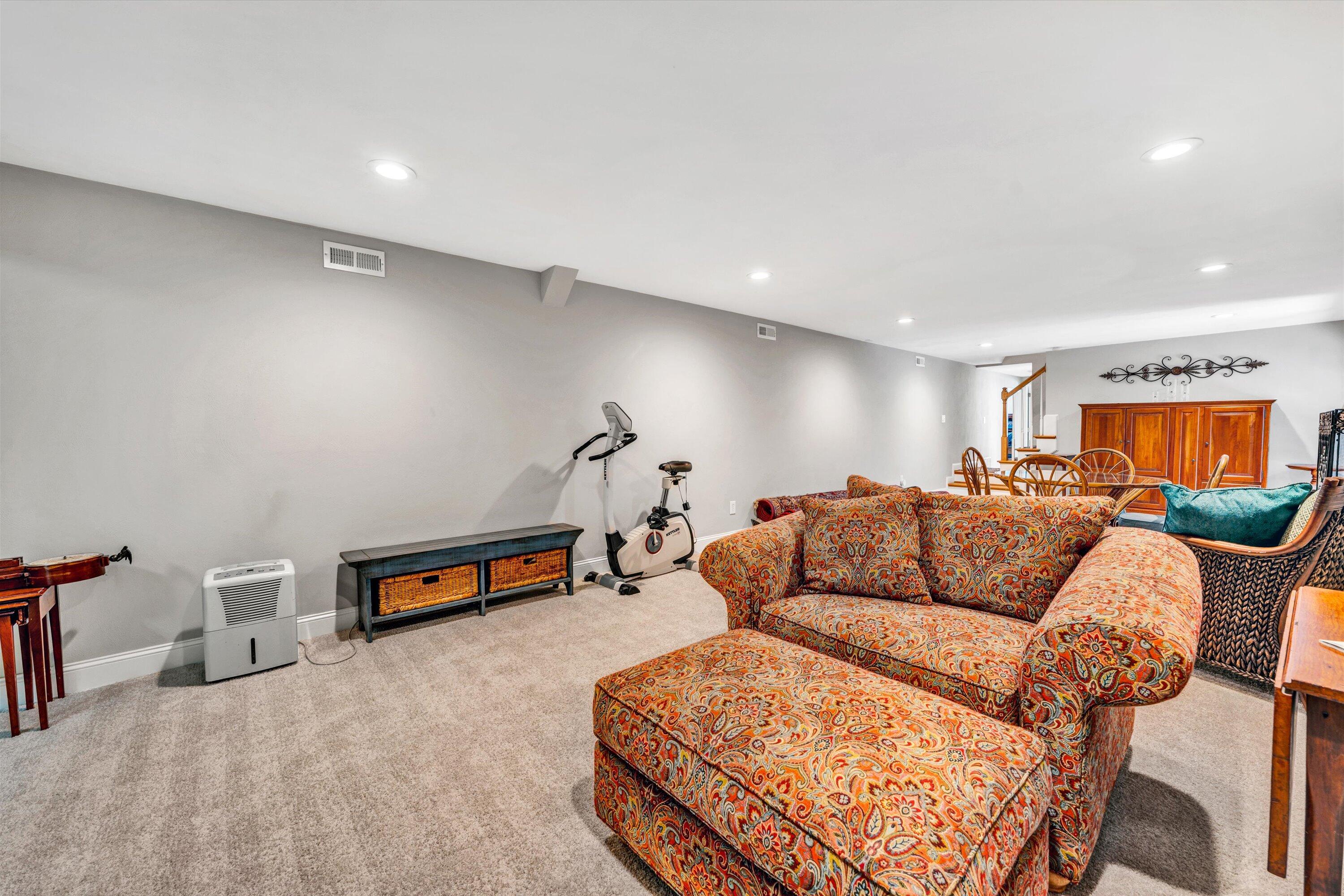5123 Flintlock Road Roanoke, VA 24018 - Photo 42 of 55 02-100820240025