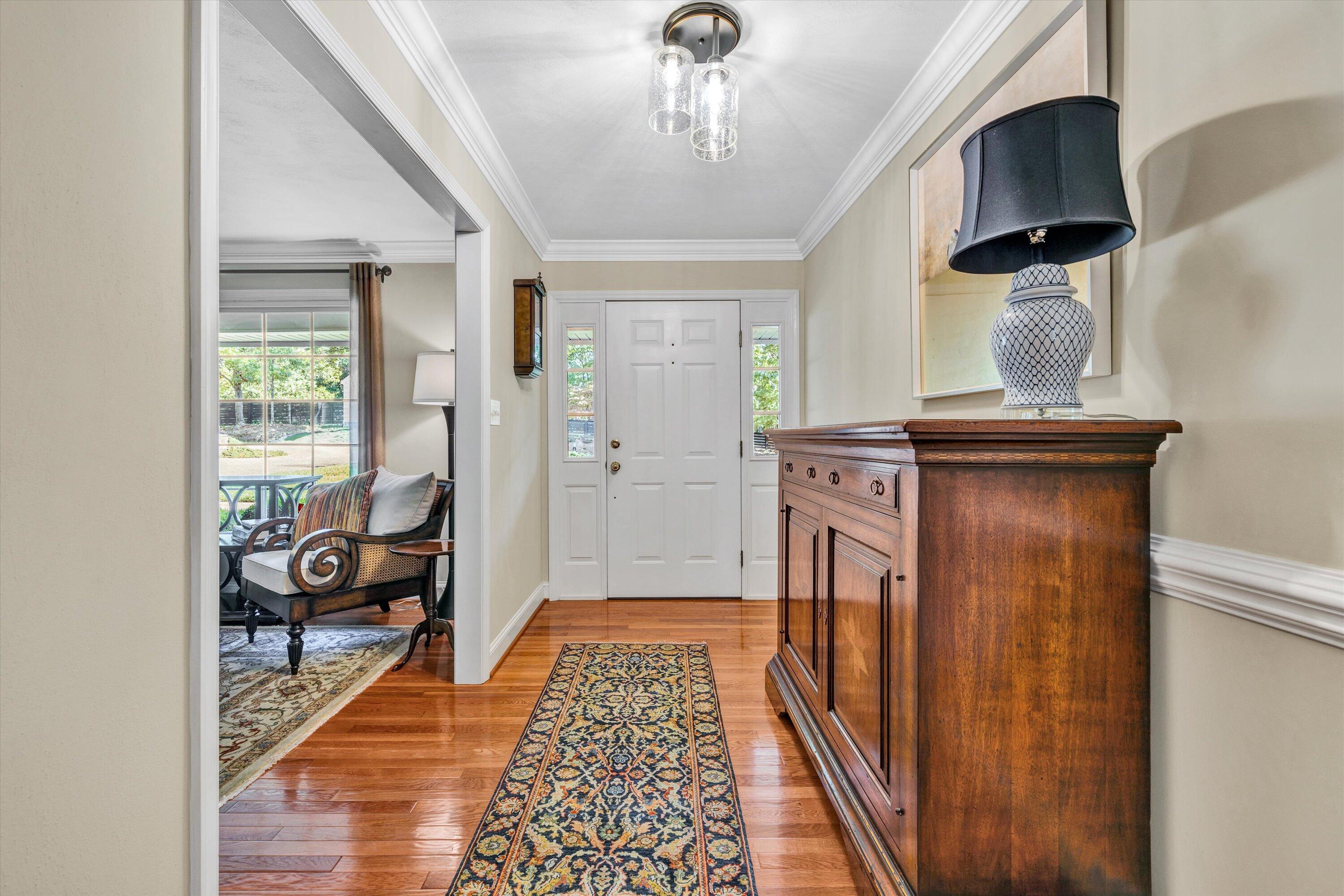 5123 Flintlock Road Roanoke, VA 24018 - Photo 6 of 55 06-100820240001