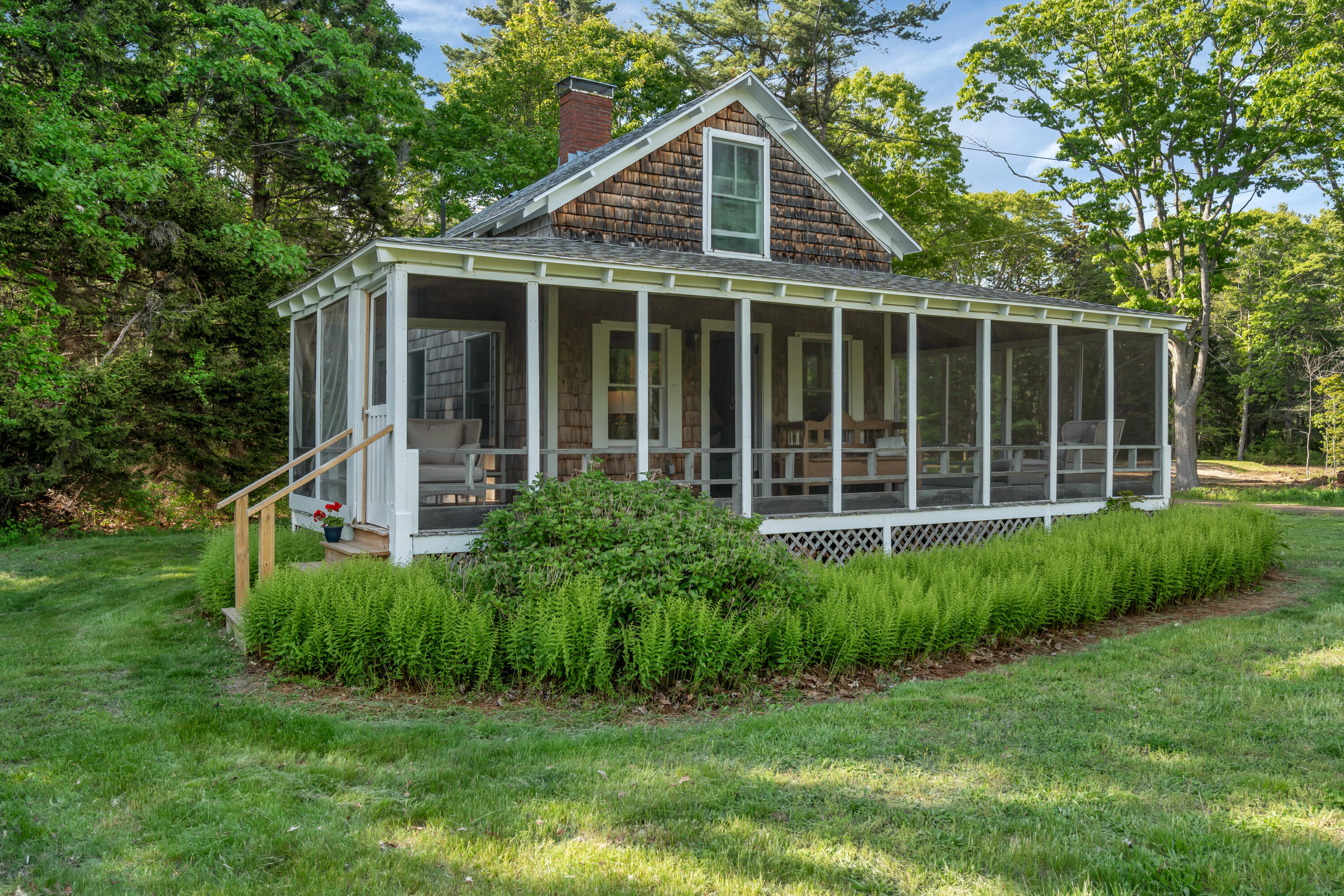 41 Charleston Road Chebeague Island, ME 04017 - Photo 9 of 44 DSC04499
