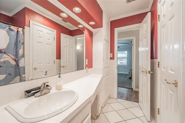 $275,000 | 1009 Zelda Drive, Hurst, TX 76053
