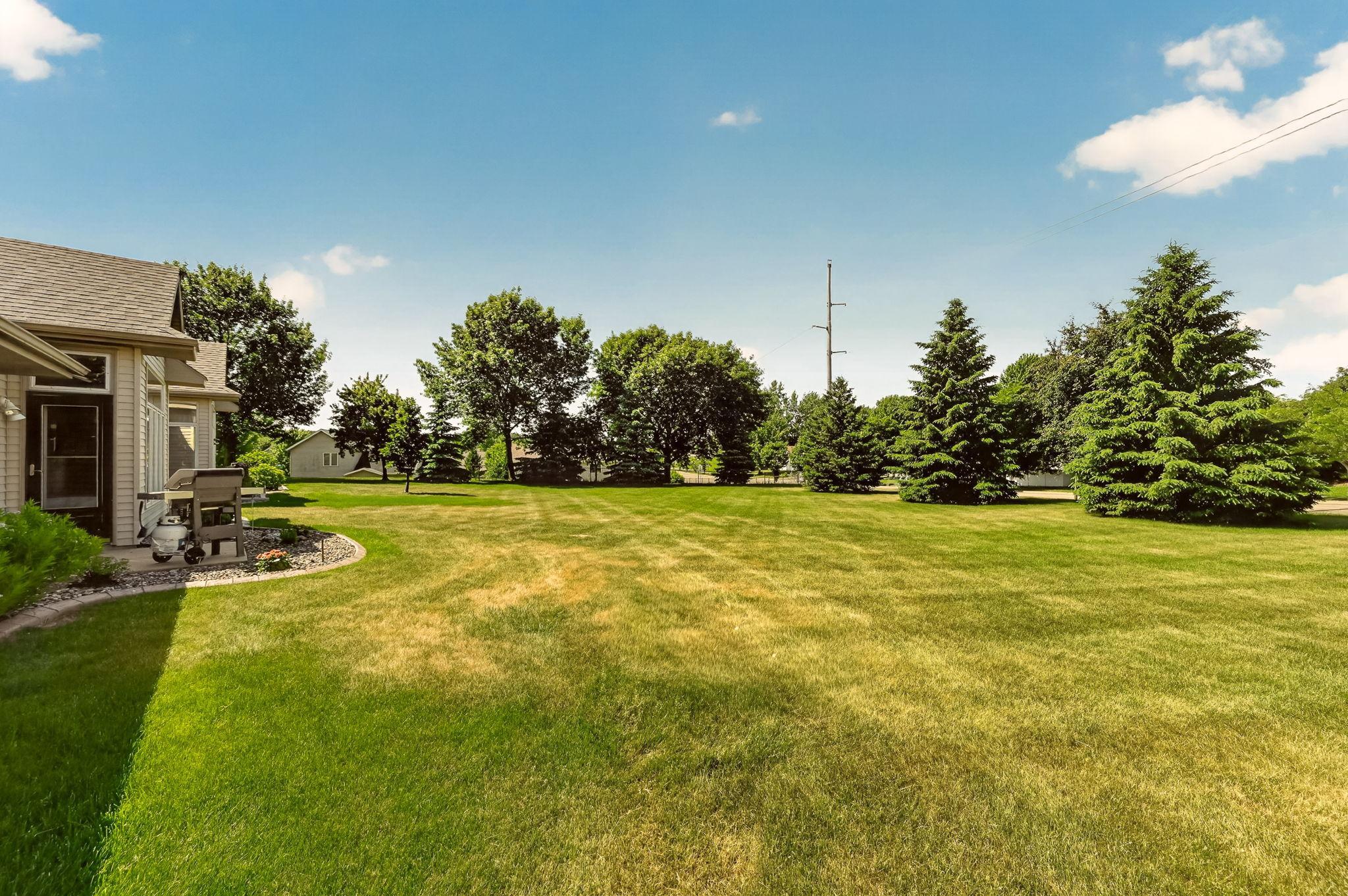 5211 Gemstone Lane Northwest Rochester, MN 55901 - Photo 5 of 33