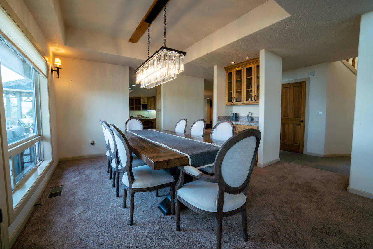 7011 Northeast Juniper Ridge Road Redmond, OR 97756 - Photo 15 of 49 HDR437