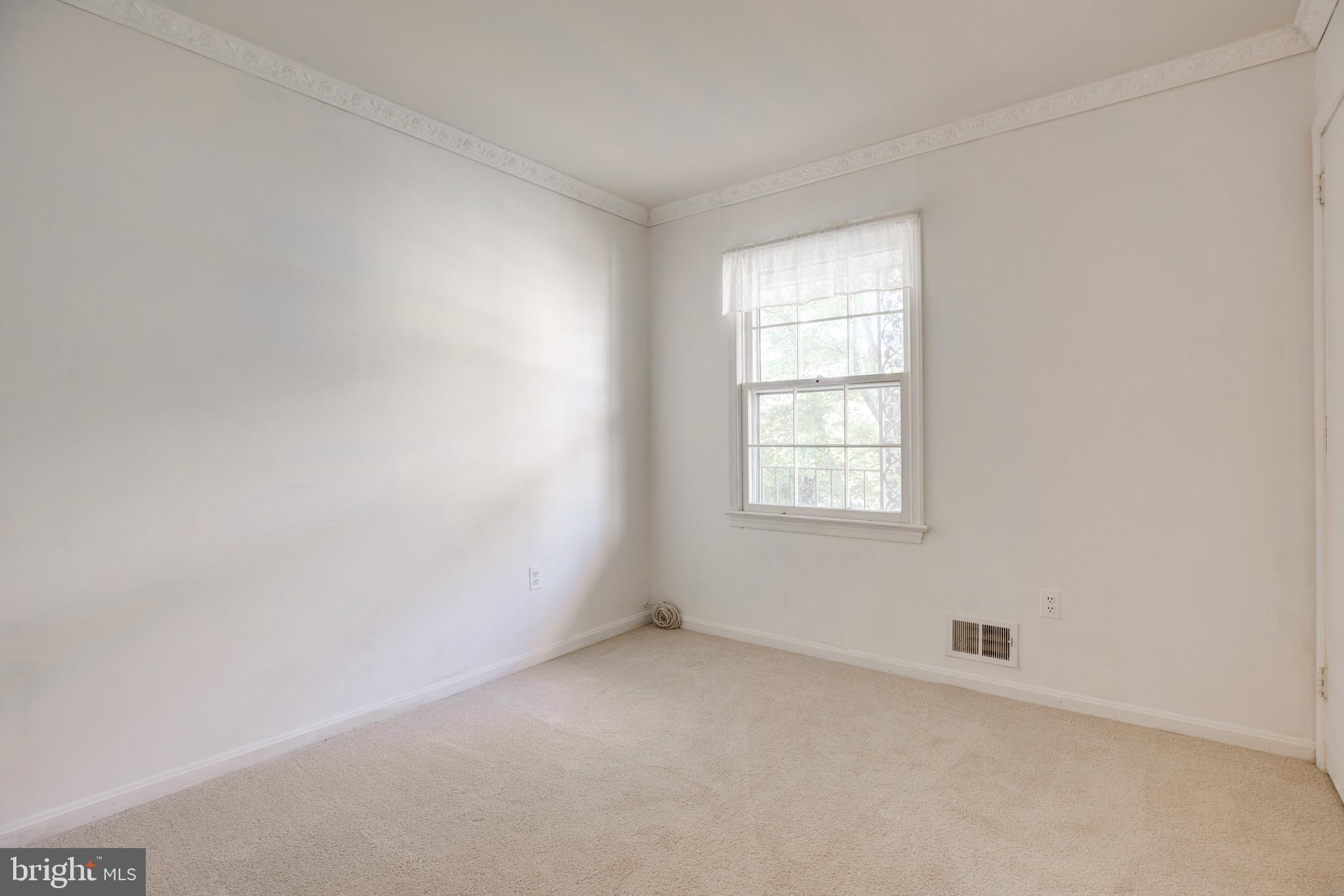 8001 Log Cabin Court Springfield, VA 22153 - Photo 33 of 47 Gallery Image 33