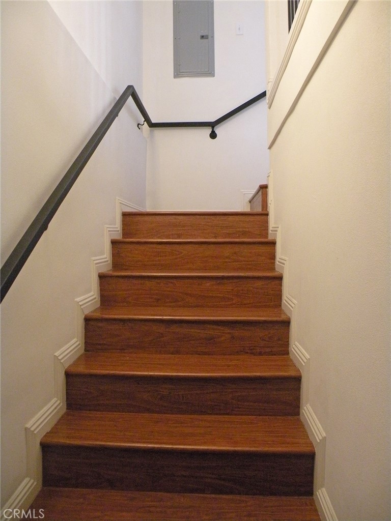 920 Central Avenue Riverside, CA 92507 - Photo 26 of 64 a view of entryway