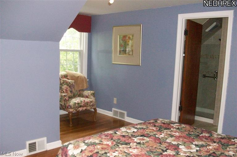 20780 Mastick Road Cleveland, OH 44126 - Photo 9 of 21