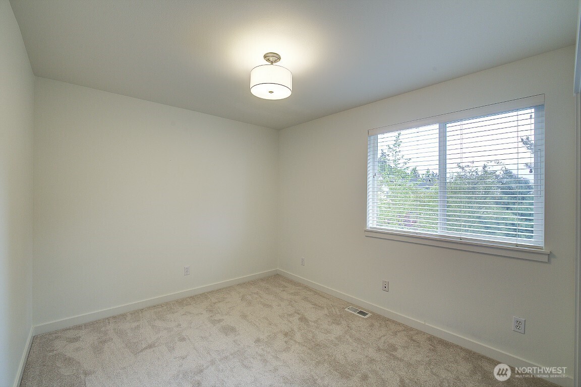 597 Alpine Ridge Place Northwest Issaquah, WA 98027 - Photo 23 of 39